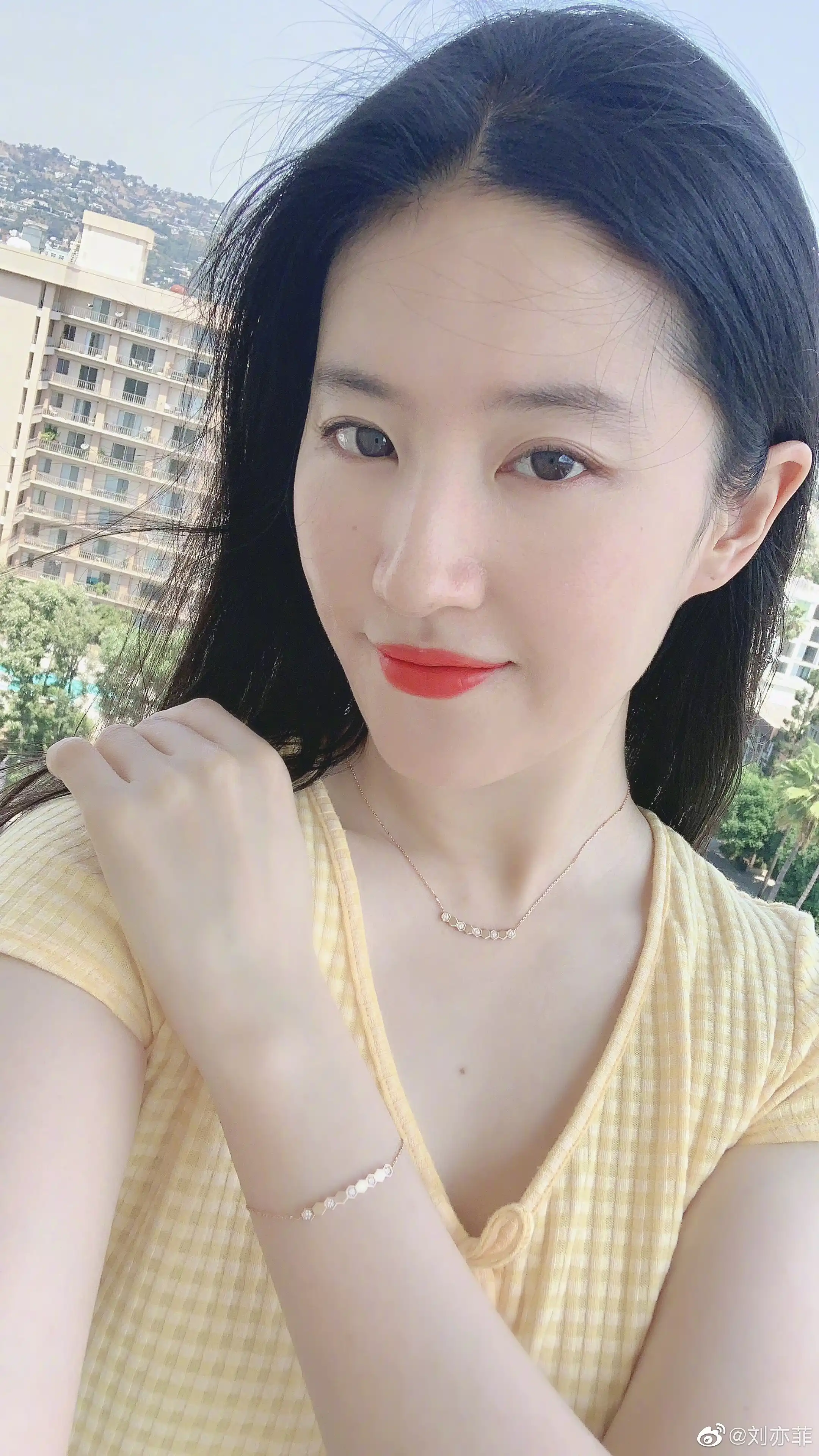 18K金耳钉图片展示
